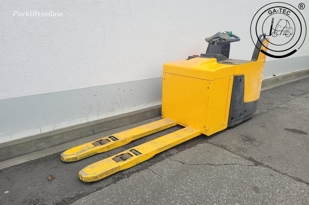 carrello commissionatore Jungheinrich ERE 225